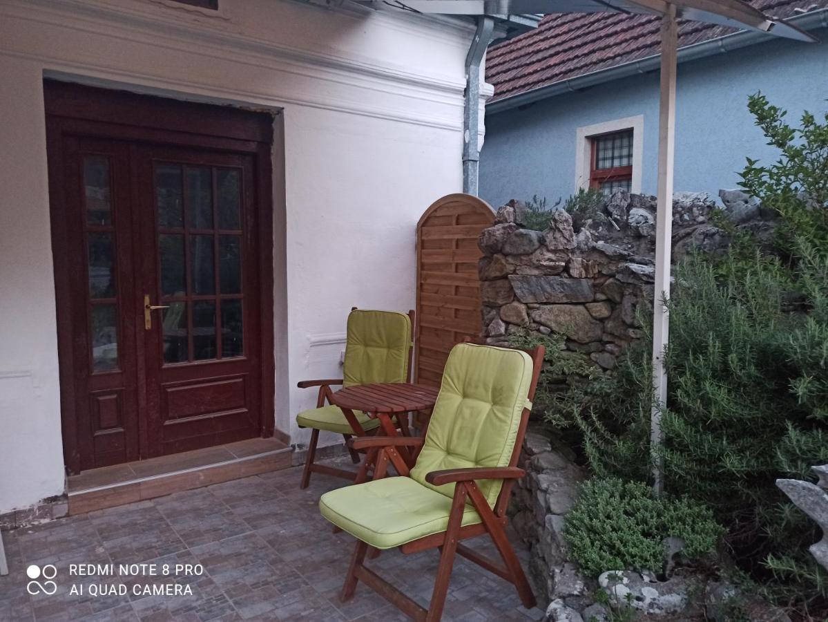 Apartmani Lina Ribarska Banja Exterior foto